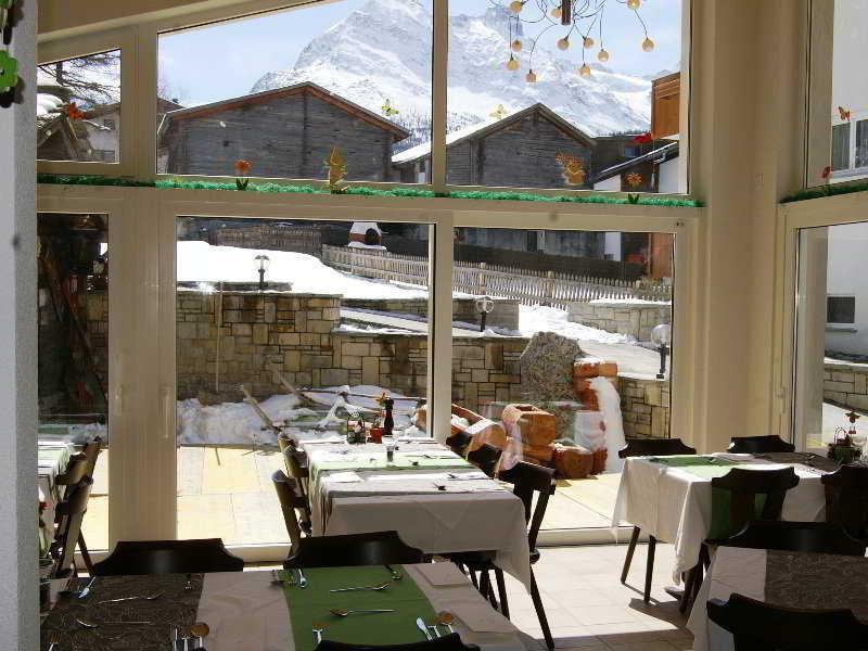 Hotel Baergsunnu Saas-Grund Exterior photo